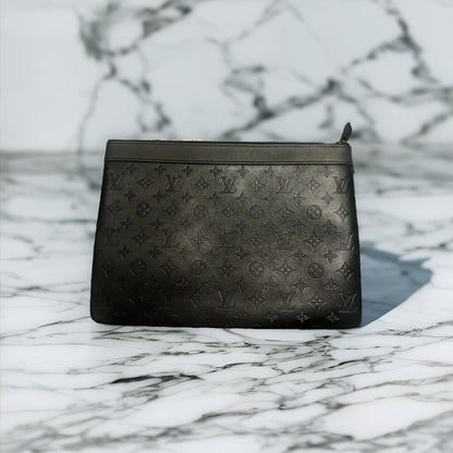 1 Of 1 Custom Hand-Painted Louis Vuitton Clutch – Pino-Inspired